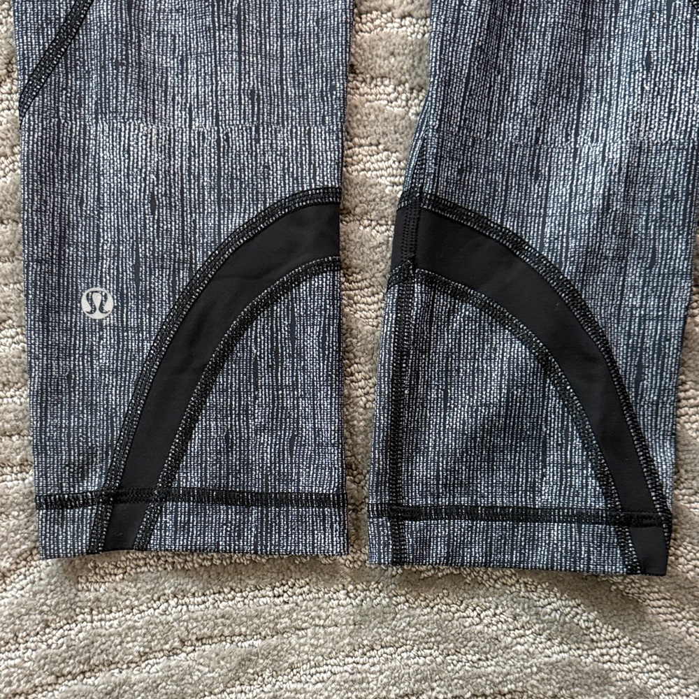 Lululemon Black and Gray Leggings
